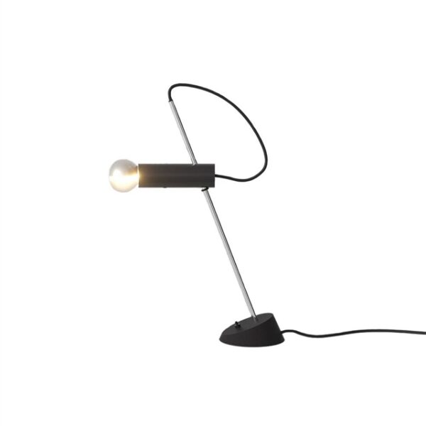 Astep Model 566 Bordlampe Sort