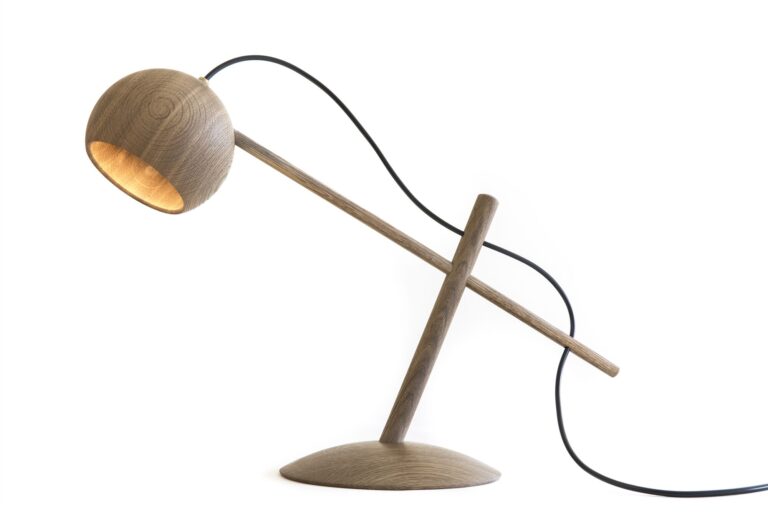 Lune Bordlampe Røget Egetræ