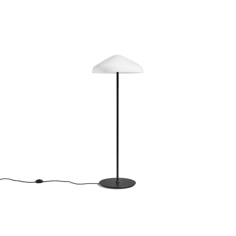 Pao Gulvlampe Opal/Hvid