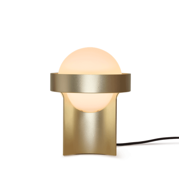 Tala Loop Bordlampe Stor Guld med Sphere IV